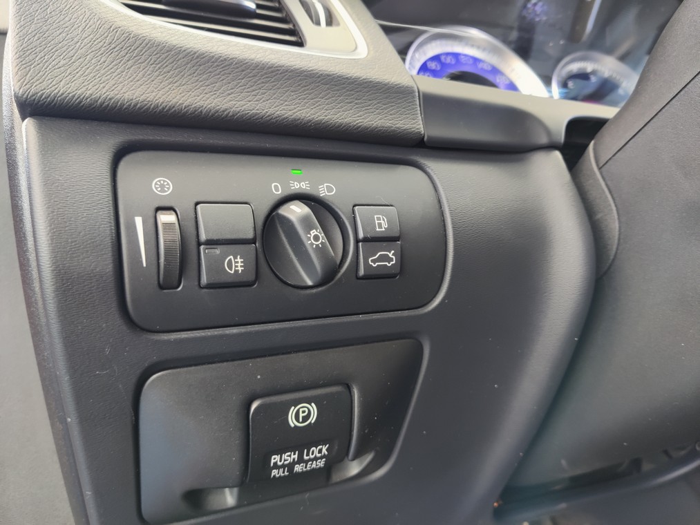 Volvo V60 D2 R-DESIGN AUT