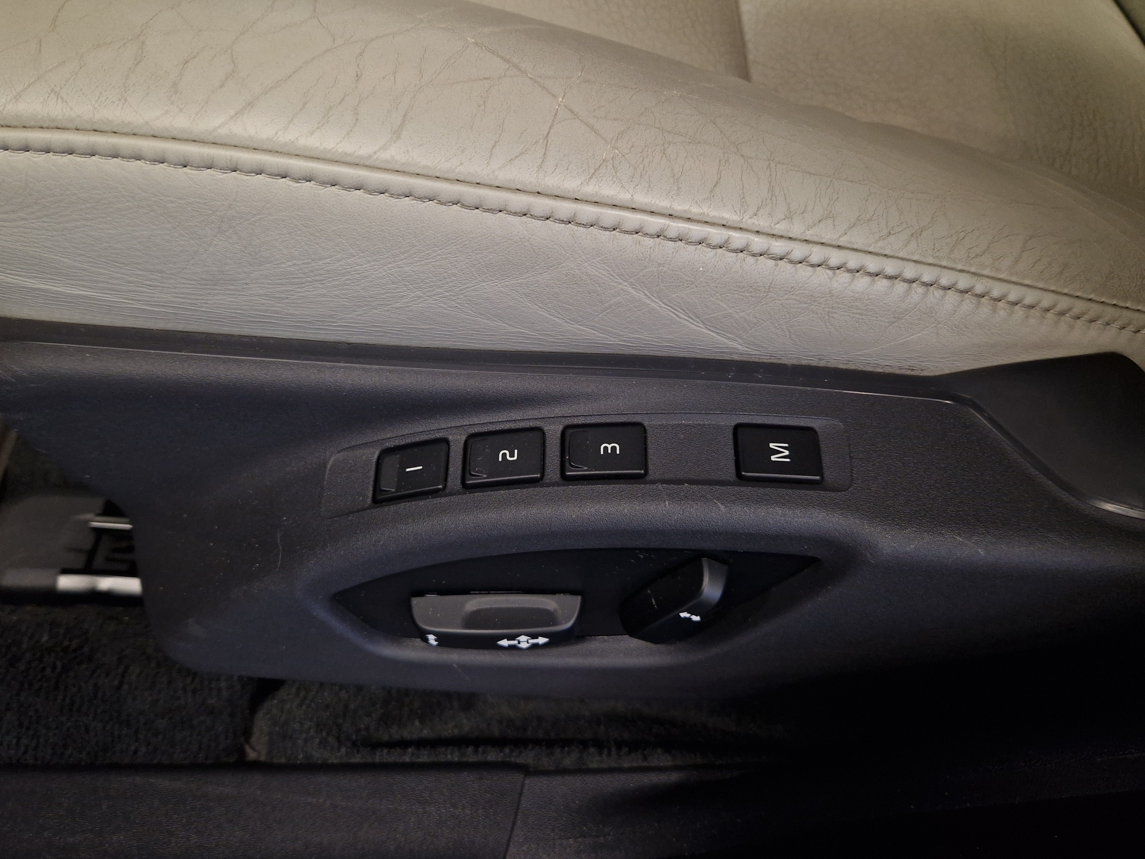 Volvo V70 T5 Business Summum aut 2014, kuva 7/14