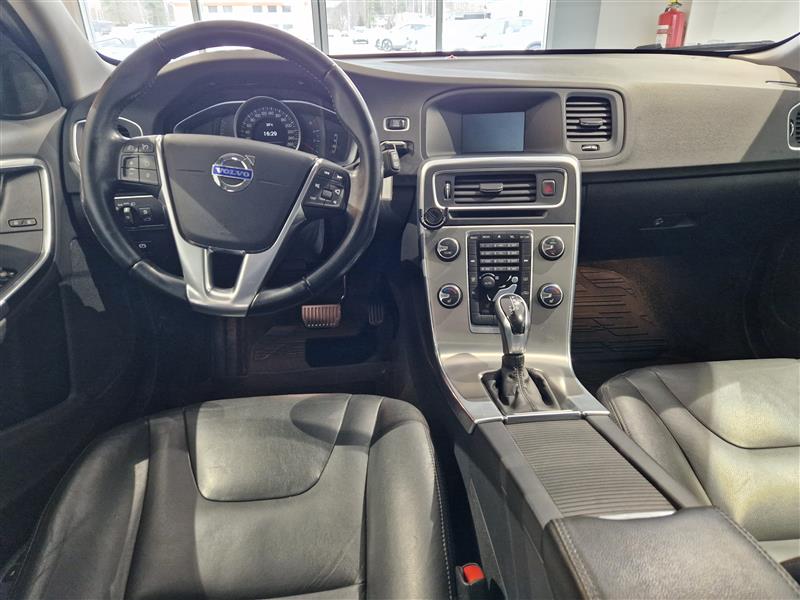 Volvo V60 D4 BUSINESS SUMMUM AUT