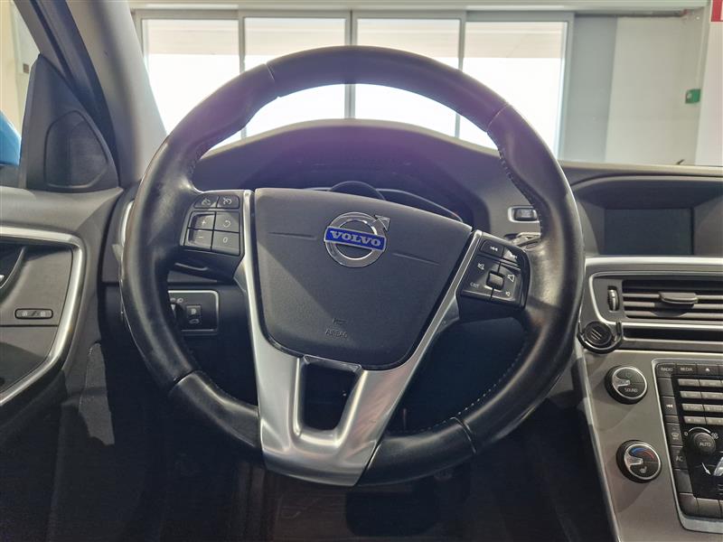 Volvo V60 D4 BUSINESS SUMMUM AUT