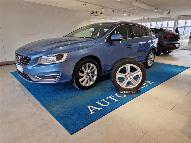 Volvo V60 D4 BUSINESS SUMMUM AUT