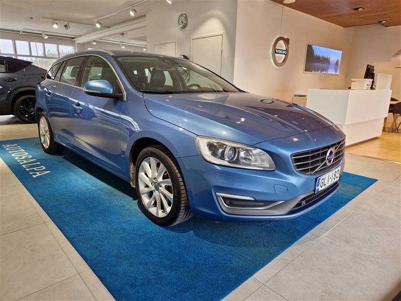 Volvo V60 D4 BUSINESS SUMMUM AUT