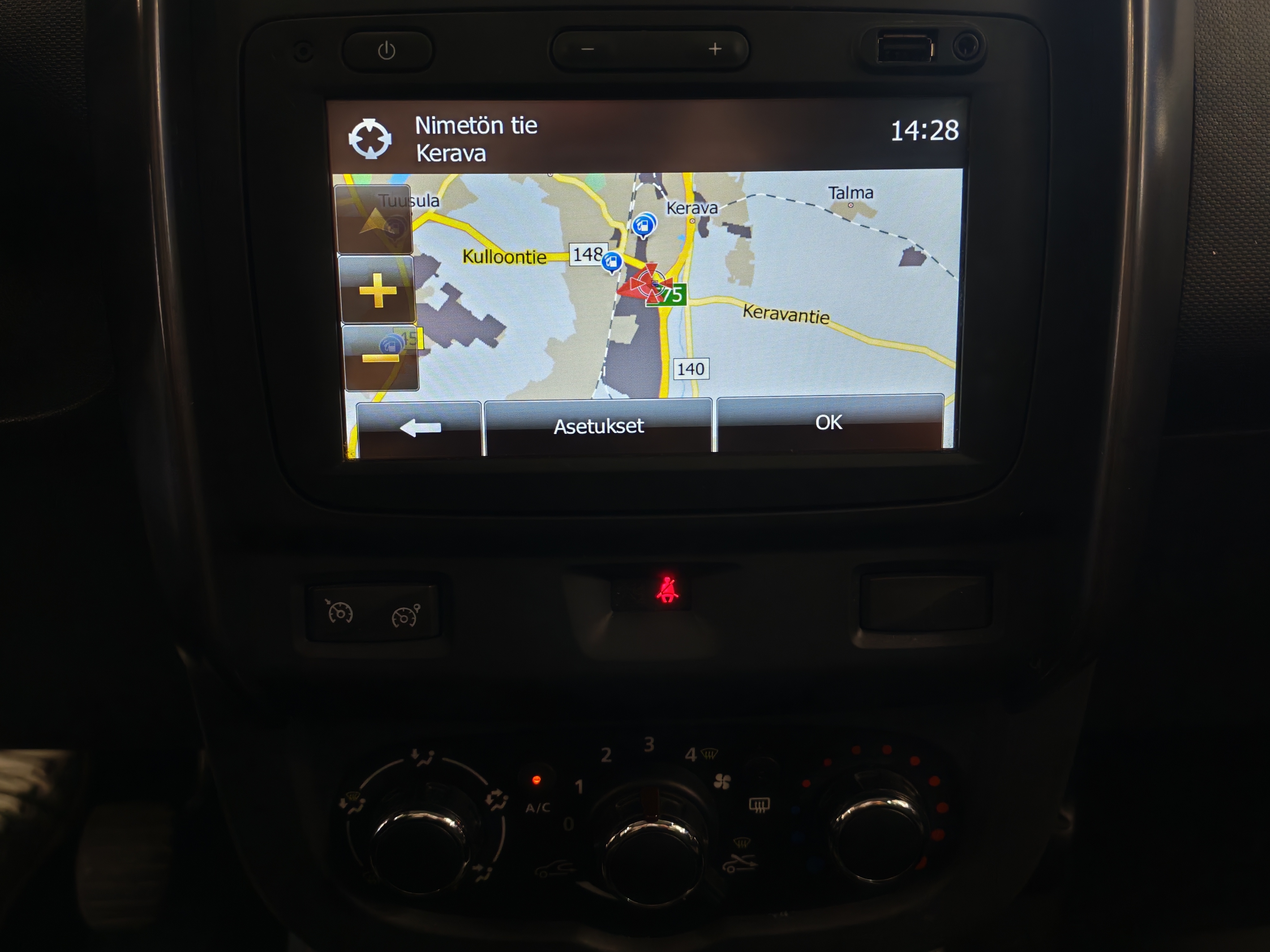 Dacia DUSTER DCI 110 4X4 LAUREATE