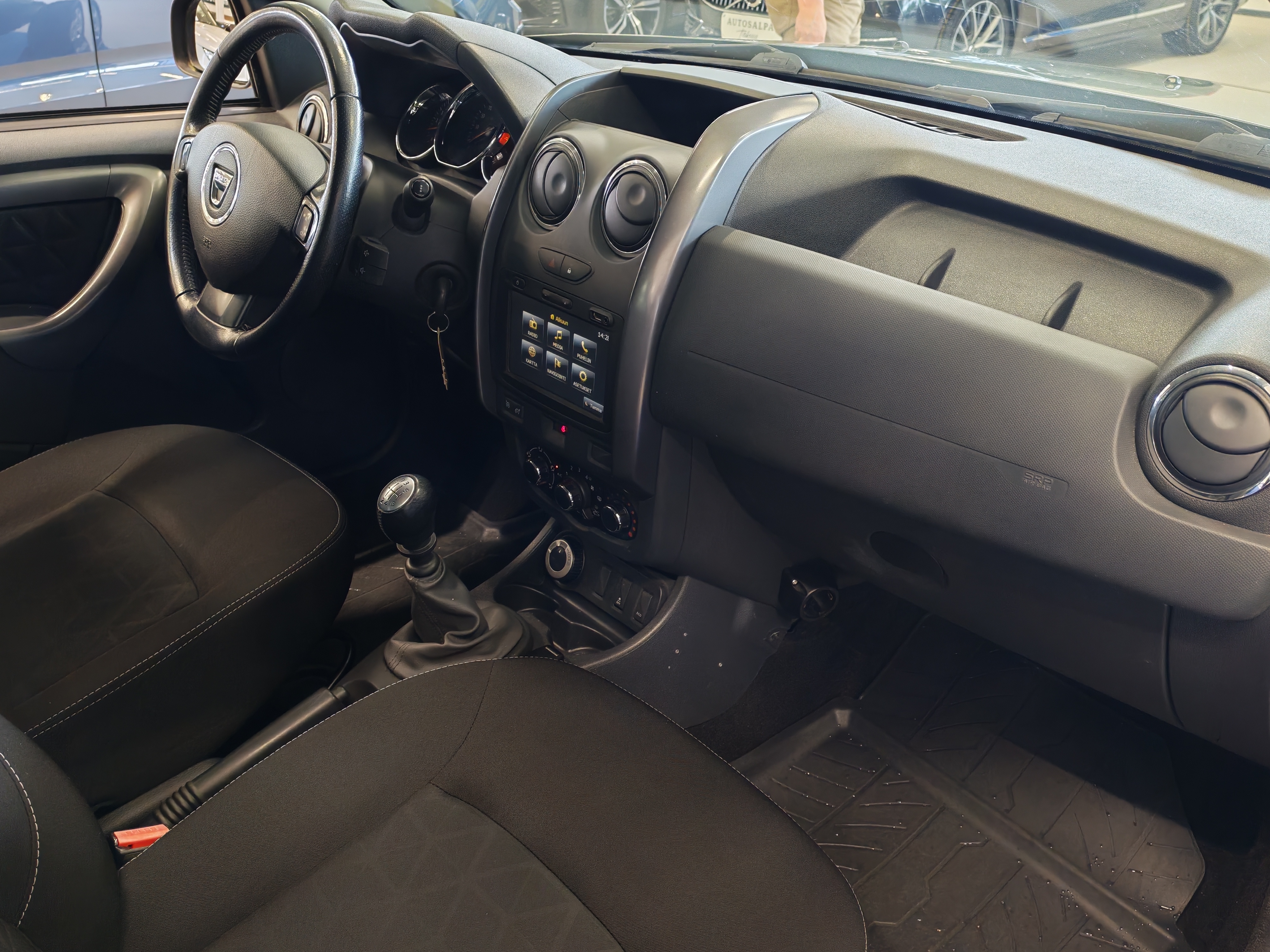 Dacia DUSTER DCI 110 4X4 LAUREATE