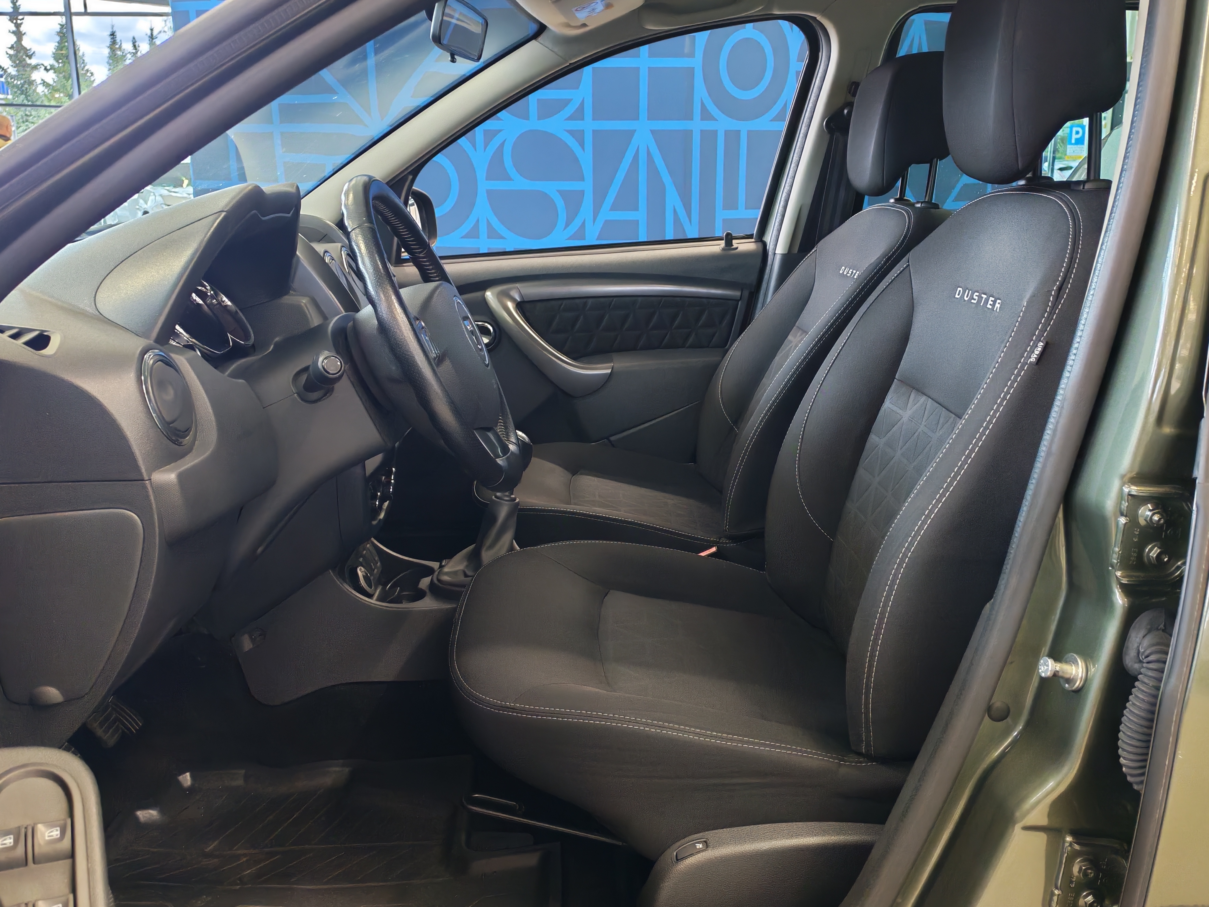 Dacia DUSTER DCI 110 4X4 LAUREATE