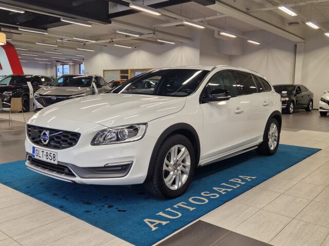 volvo V60 CROSS COUNTRY D4 AWD SUMMUM AUT