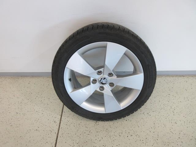 Skoda OCTAVIA COMBI 2,0 TDI 184 4X4 RS DSG AUTOM.
