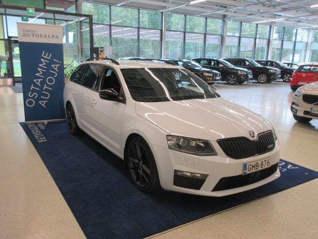 Skoda OCTAVIA COMBI 2,0 TDI 184 4X4 RS DSG AUTOM.