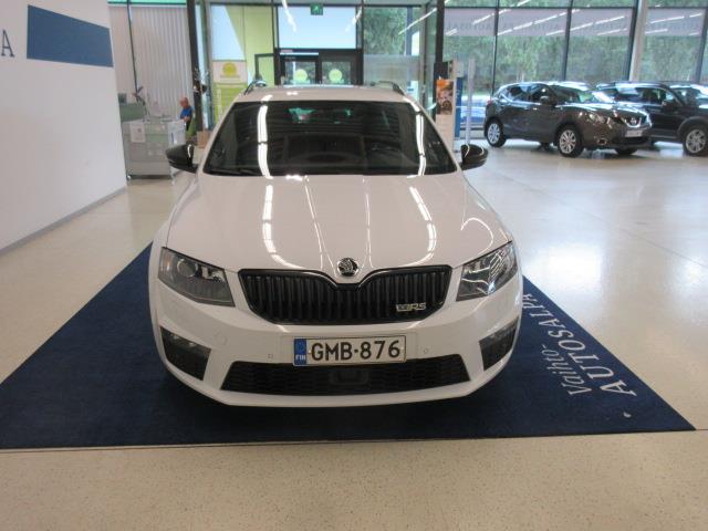Skoda OCTAVIA COMBI 2,0 TDI 184 4X4 RS DSG AUTOM.
