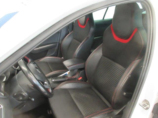 Skoda OCTAVIA COMBI 2,0 TDI 184 4X4 RS DSG AUTOM.
