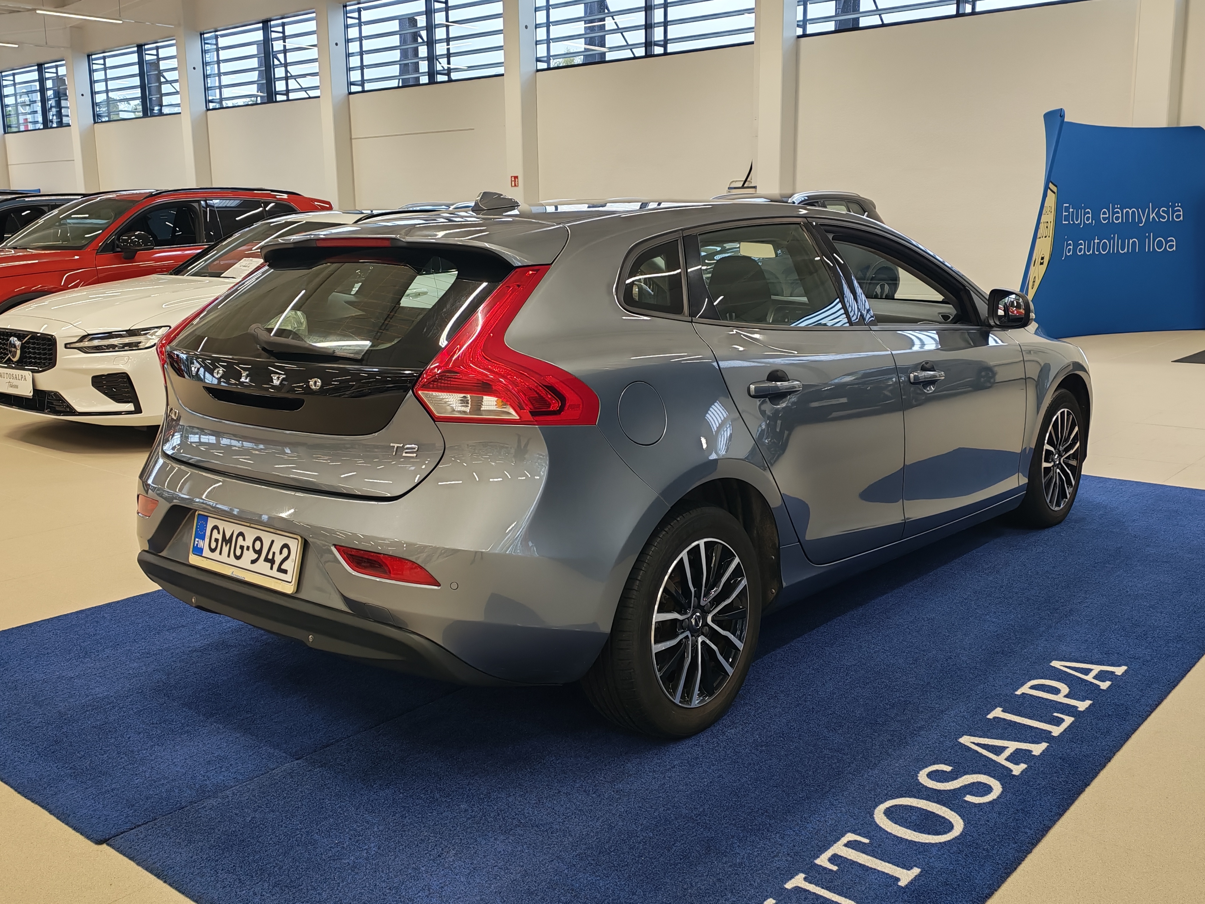 Volvo V40 T2 Business aut 2017, kuva 3/13