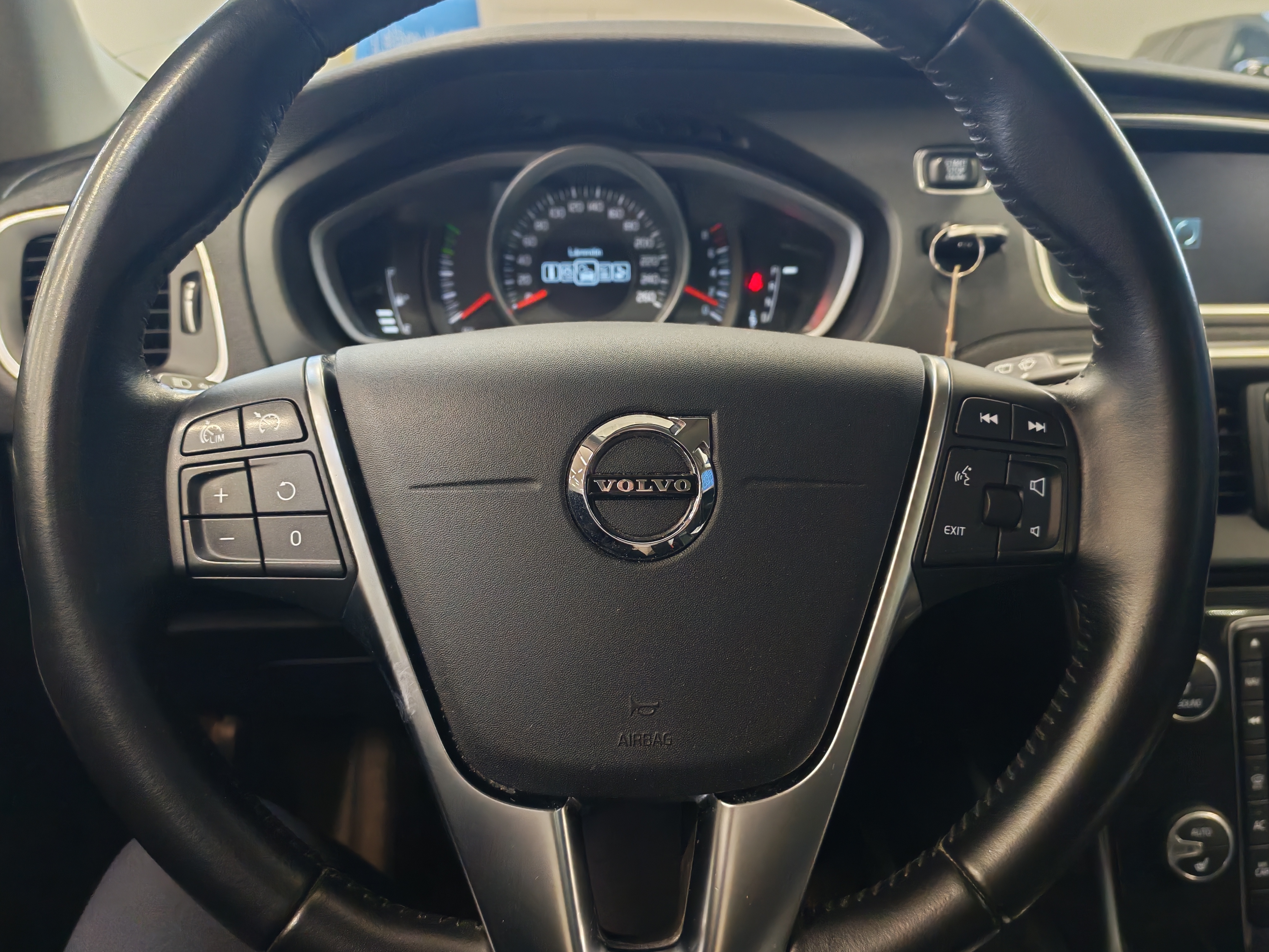 Volvo V40 T2 Business aut 2017, kuva 6/13