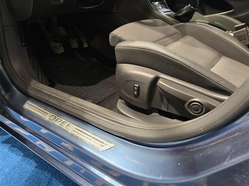 Opel ASTRA SPORTS TOURER INNOVATION 1.6 CDTI ECOFLEX START/ST