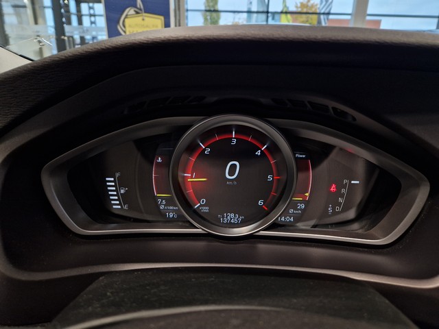 Volvo V40 D2 BUSINESS AUT