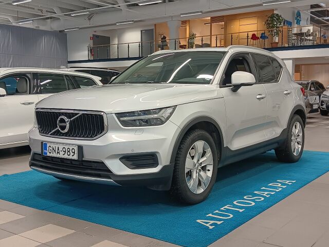volvo XC40 D4 AWD MOMENTUM AUT