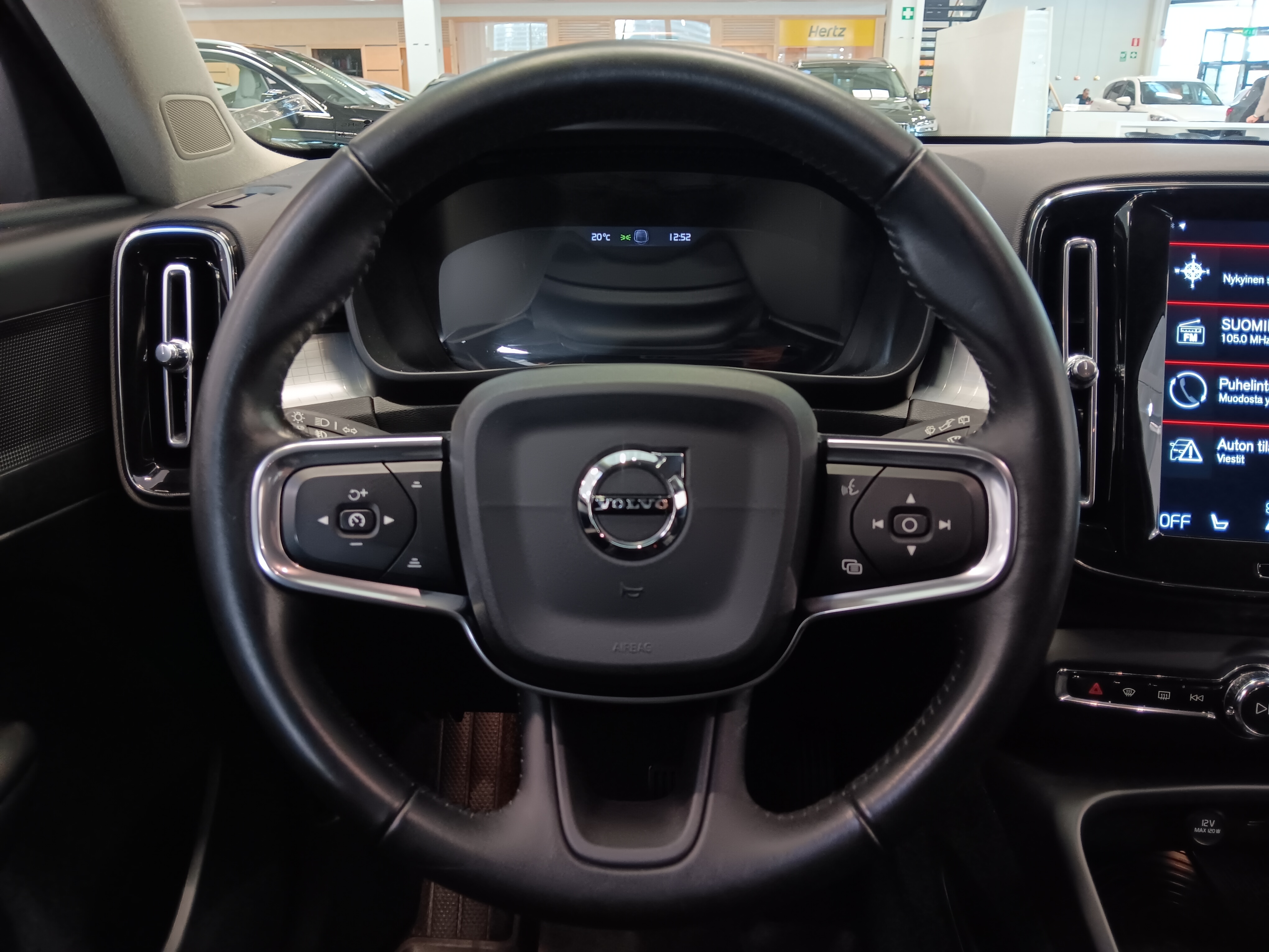 Volvo XC40 D4 AWD MOMENTUM AUT.