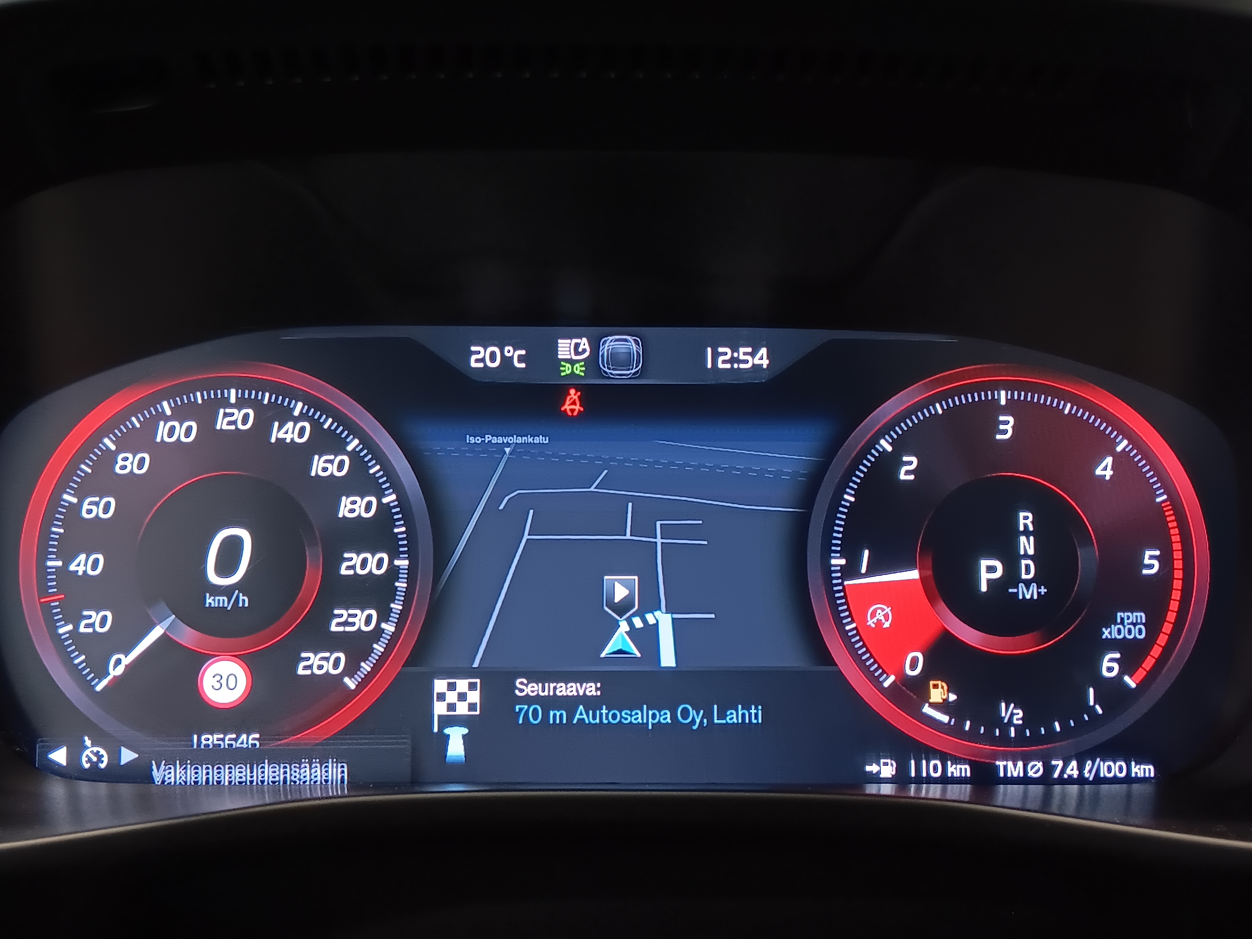 Volvo XC40 D4 AWD MOMENTUM AUT.