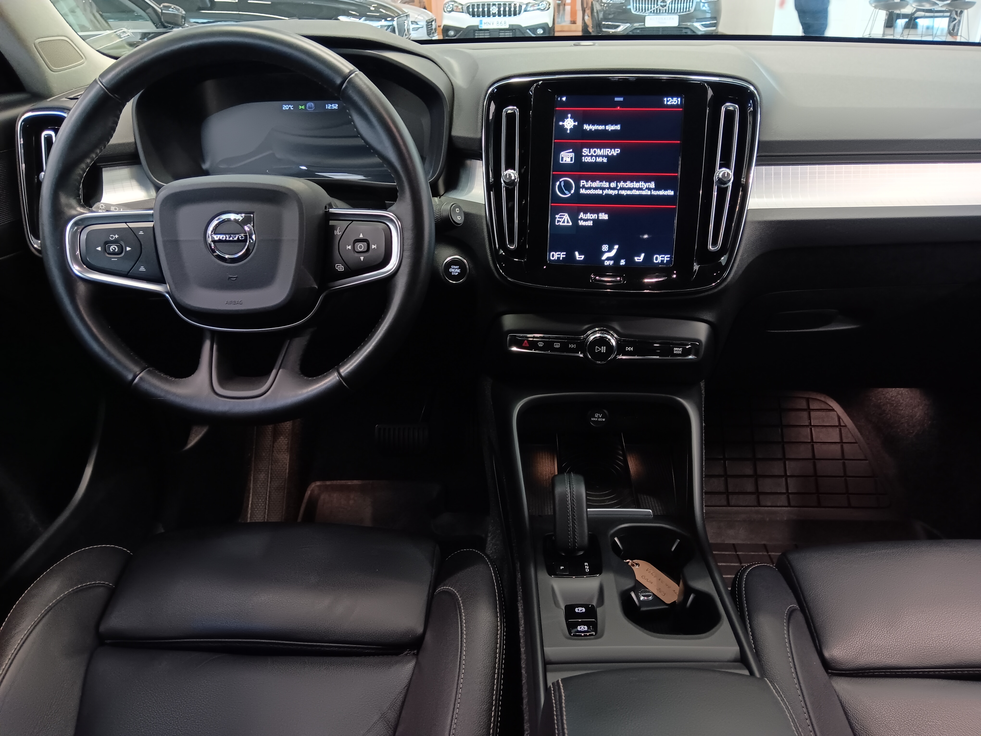 Volvo XC40 D4 AWD MOMENTUM AUT.