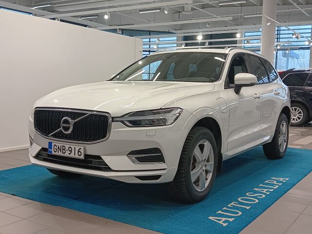 volvo XC60 T8 AWD MOMENTUM AUT