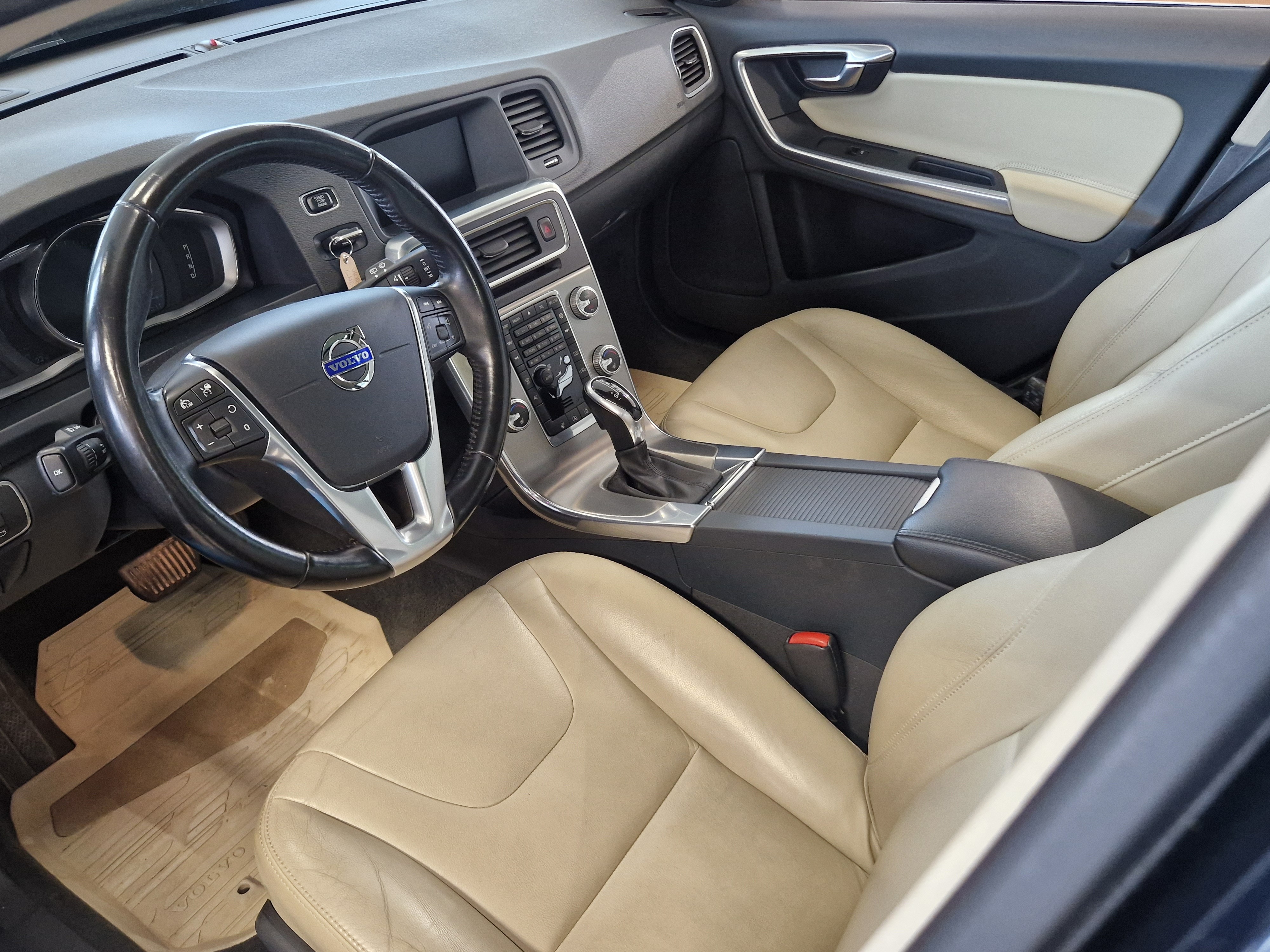 Volvo V60 D4 AWD SUMMUM AUT