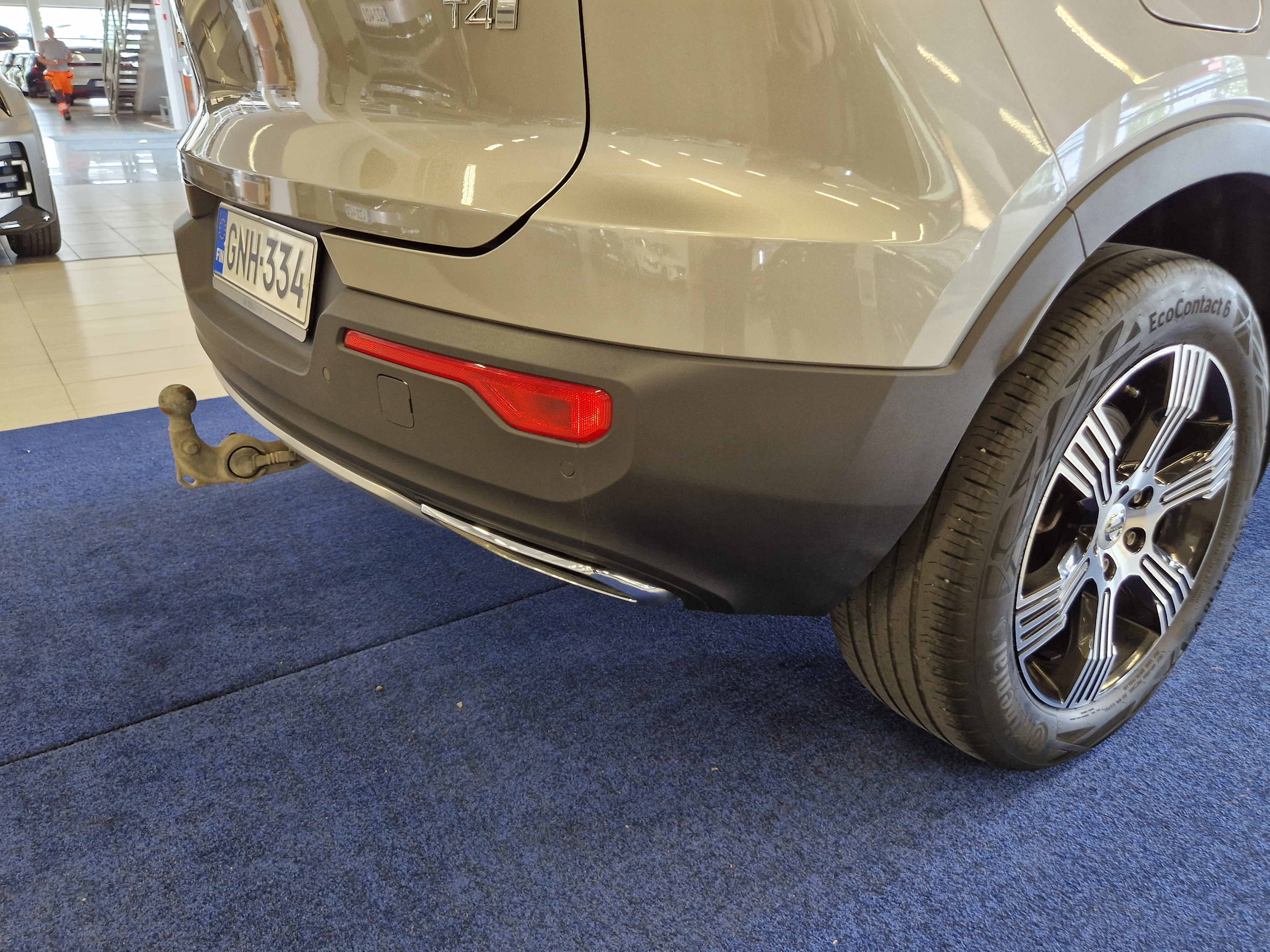 Volvo XC40 2020, photo 3/14