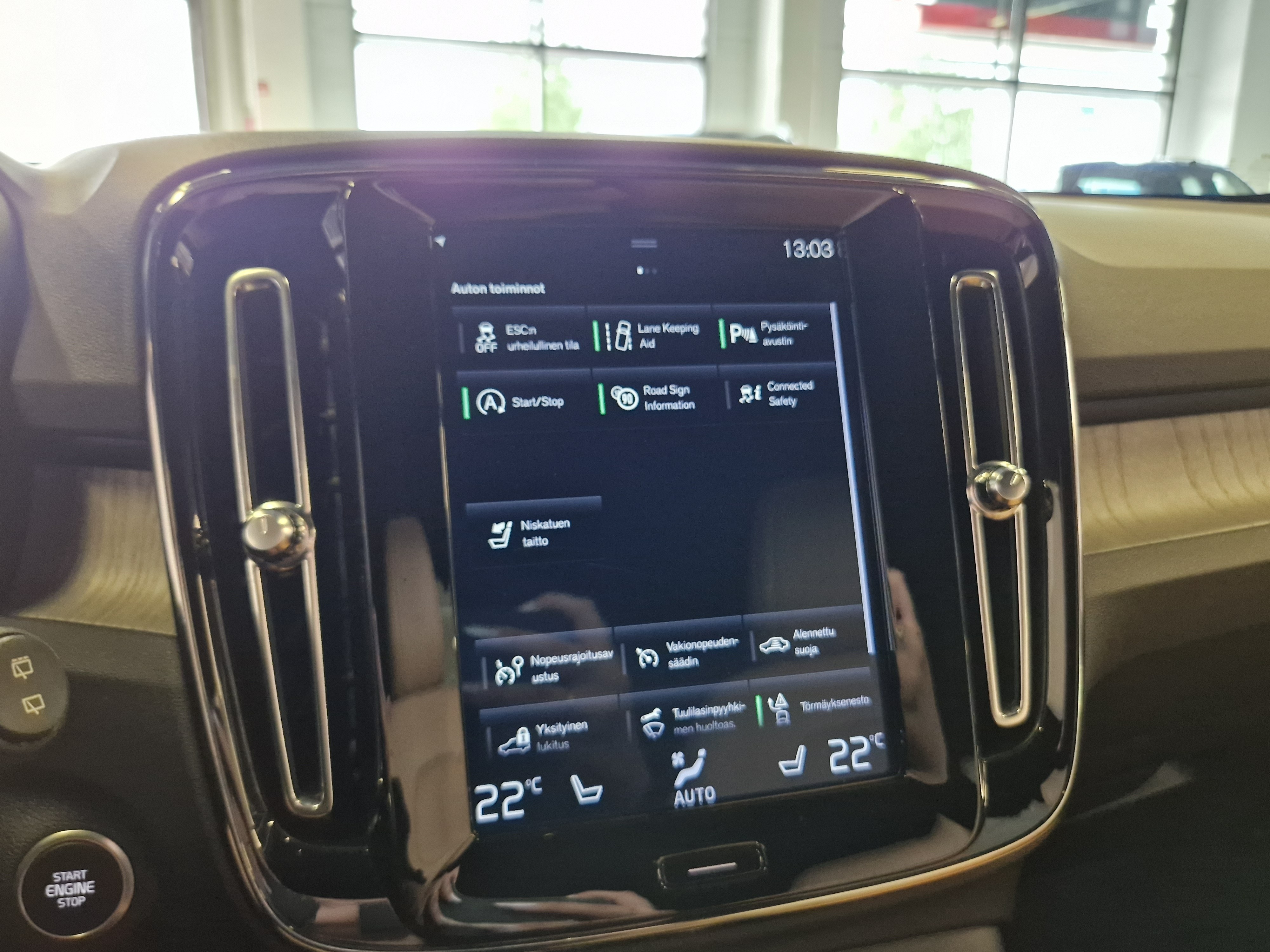 Volvo XC40 T4 INSCRIPTION AUT TAKUU 24KK/40TKM
