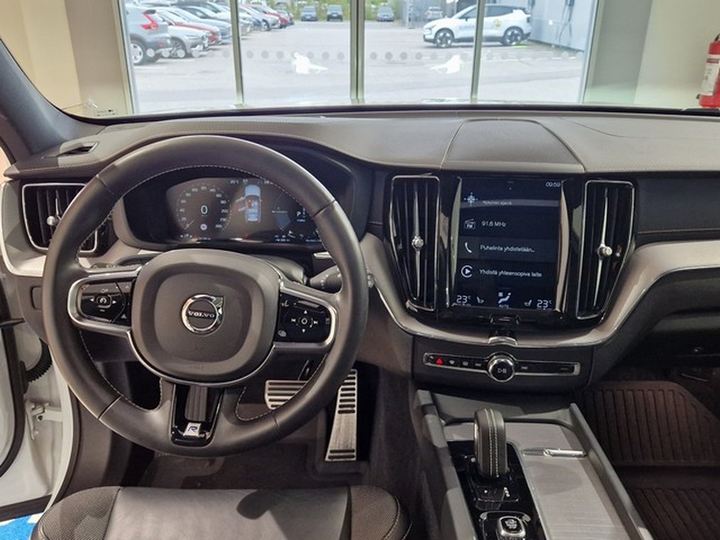 Volvo XC60 T8 TWE AWD R-DESIGN AUT TAKUU 24KK/40TKM