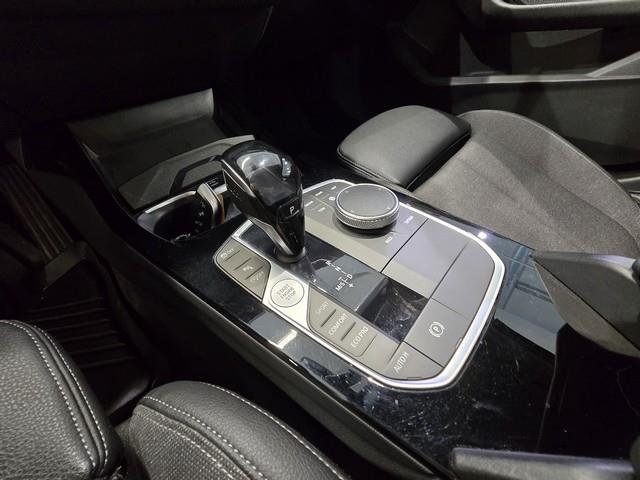 Bmw 118 F40 HATCHBACK 118I A BUSINESS SPORT
