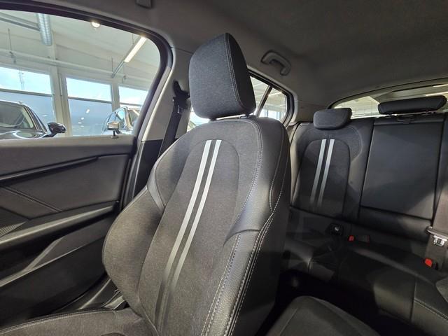 Bmw 118 F40 HATCHBACK 118I A BUSINESS SPORT