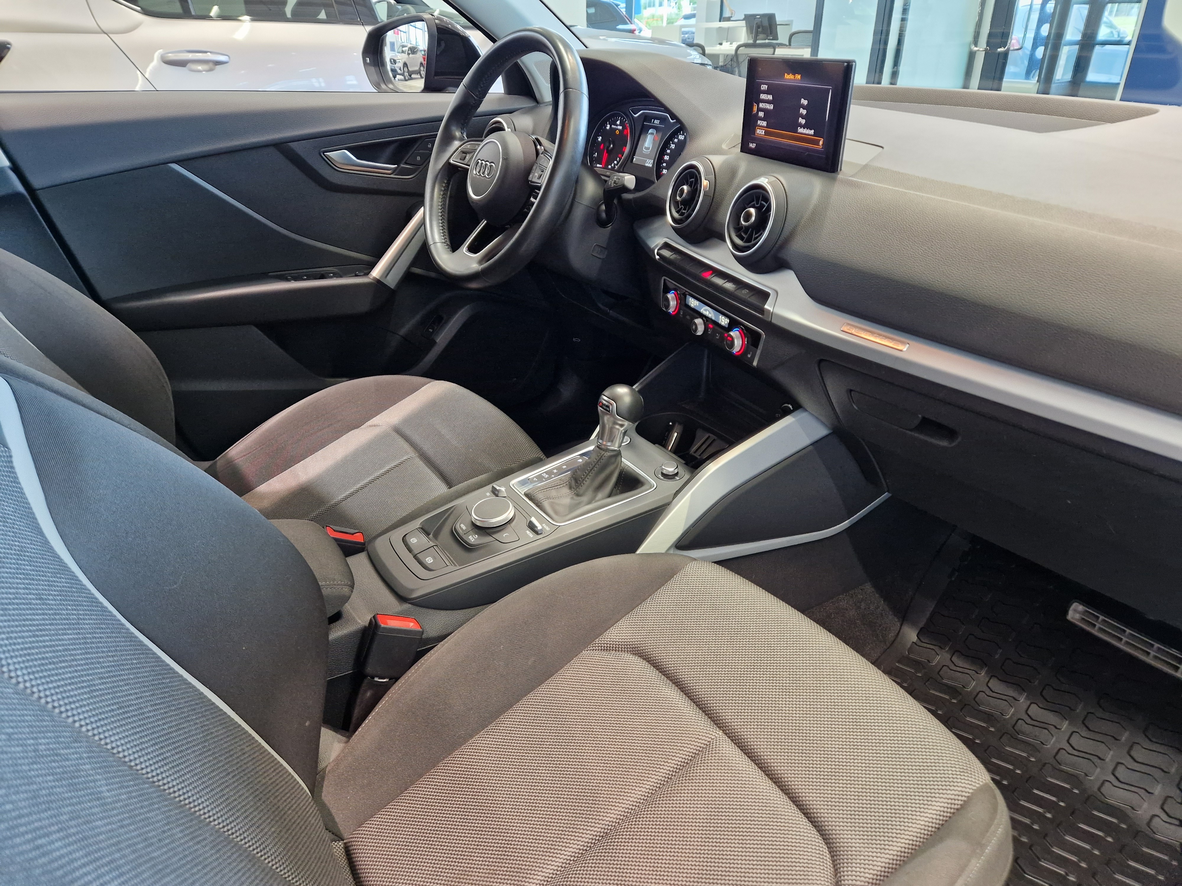 Audi Q2 PRO BUSINESS SPORT 35 TDI 110 KW QUATTRO S TRONIC