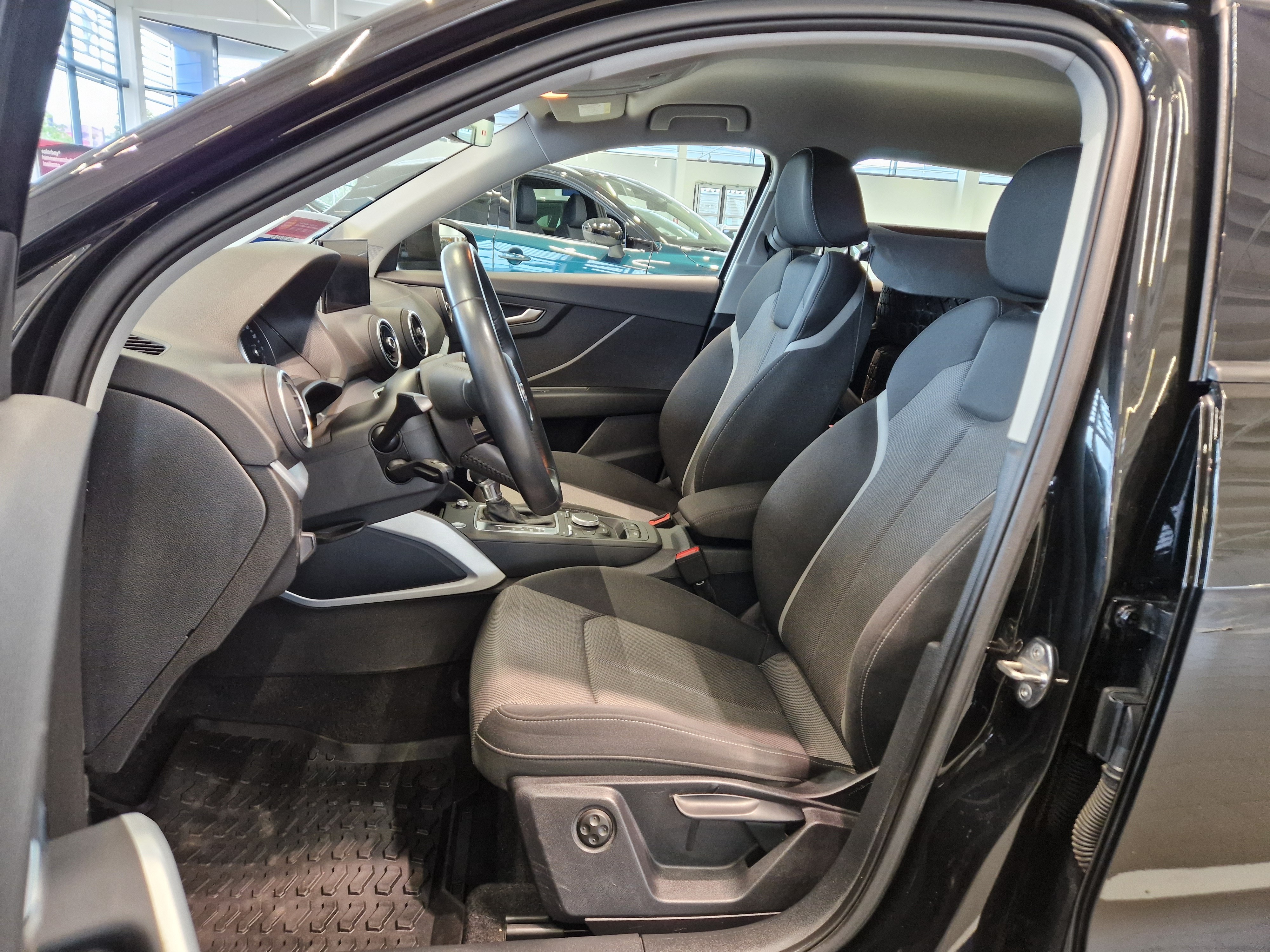 Audi Q2 PRO BUSINESS SPORT 35 TDI 110 KW QUATTRO S TRONIC