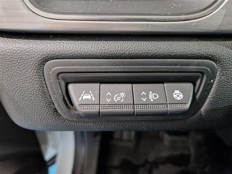 Renault CAPTUR TCE 155 EDC7-AUT INTENS. TAKUU 12KK/20TKM