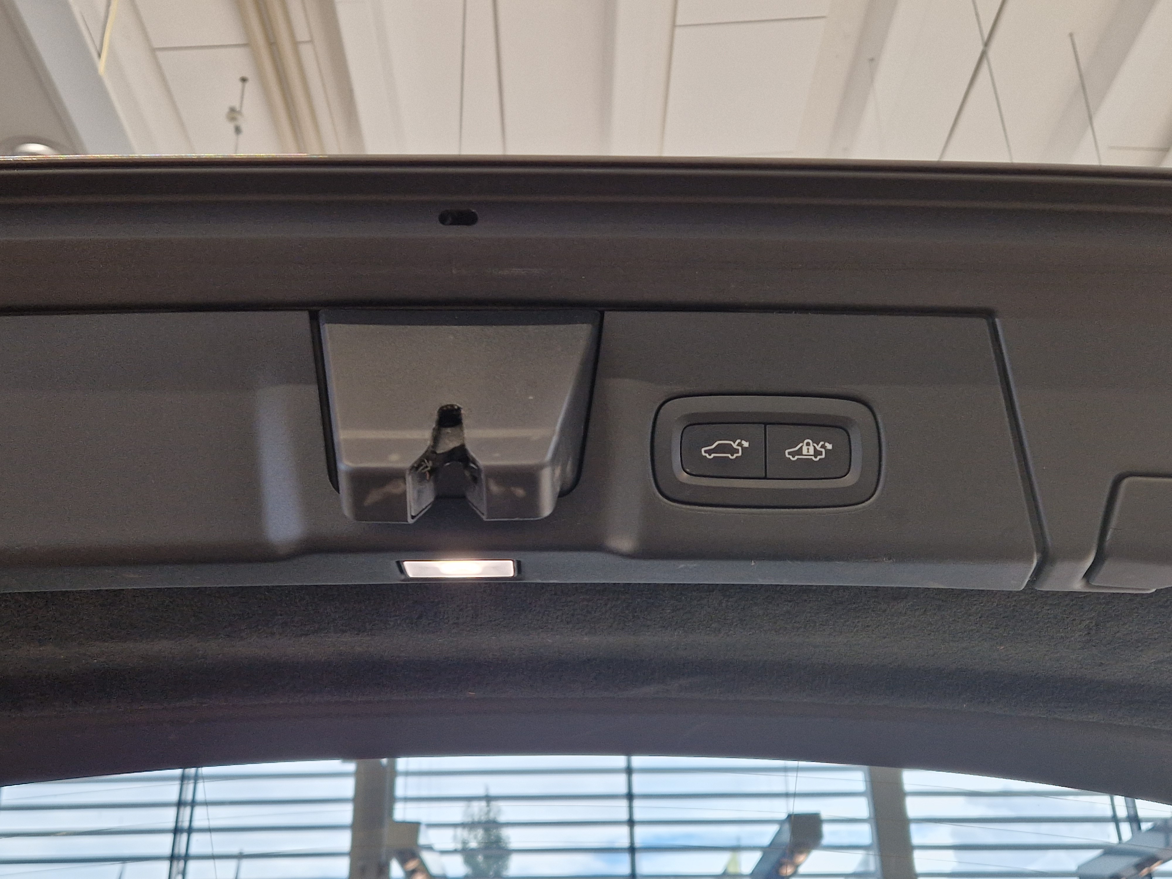 Volvo V90 T8 AWD BUSINESS INSCRIPTION
