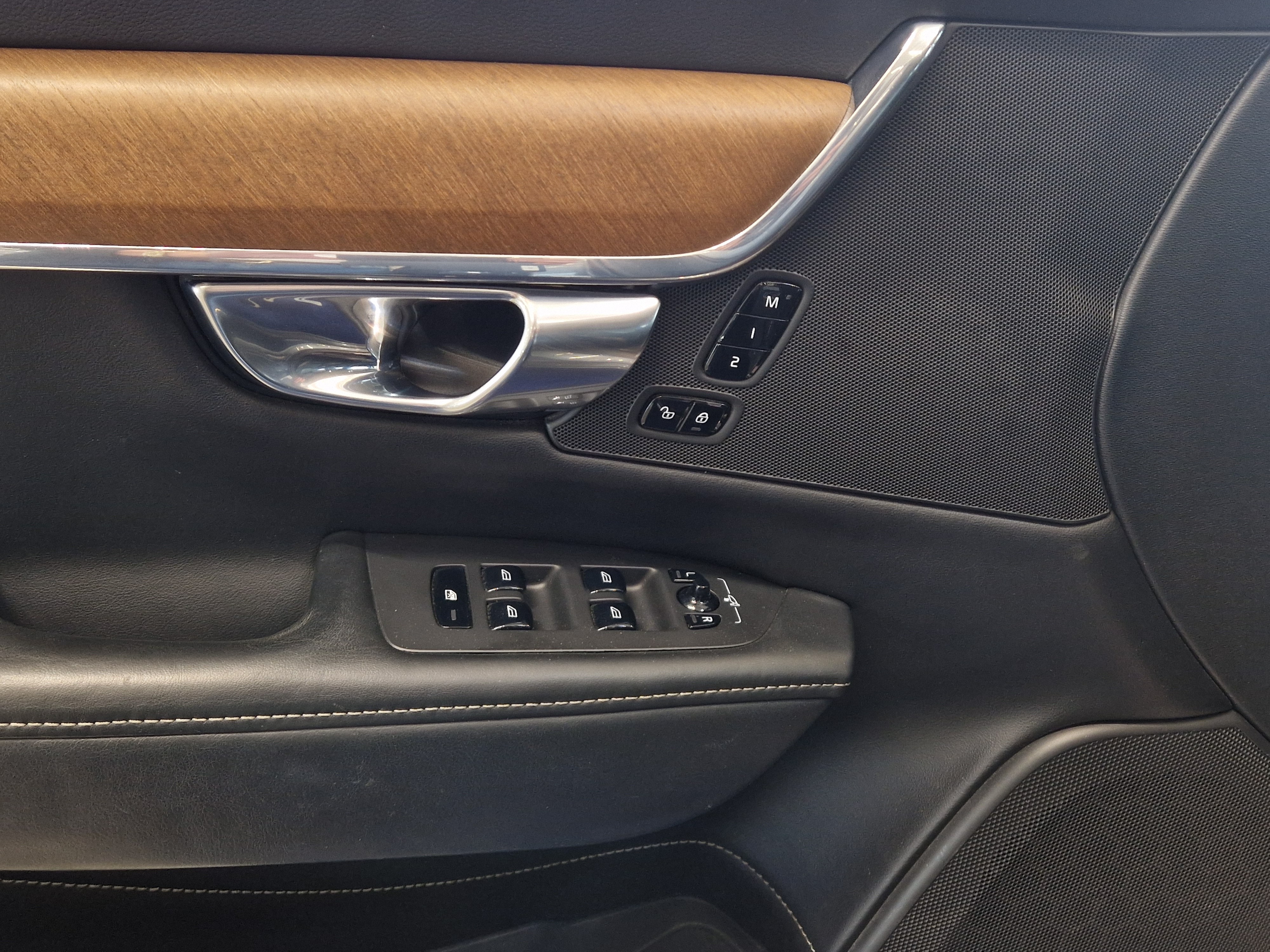 Volvo V90 T8 AWD BUSINESS INSCRIPTION