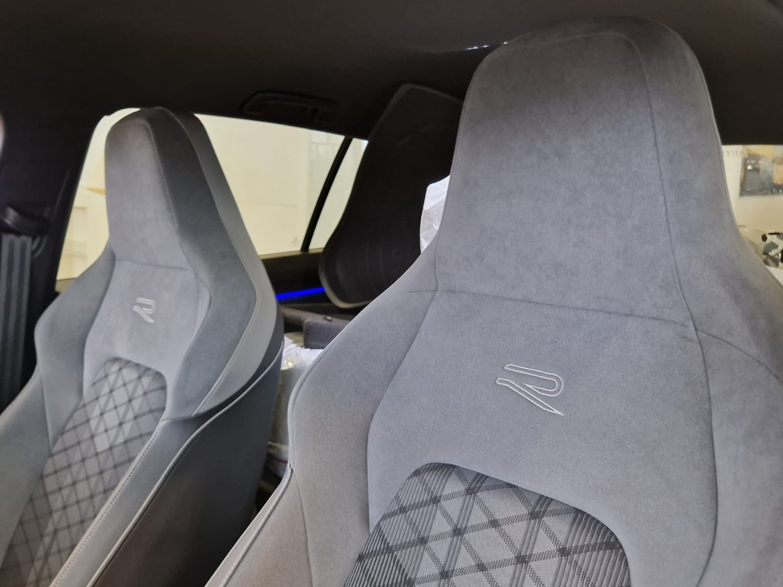 Volkswagen GOLF R-LINE 1,5 DSG