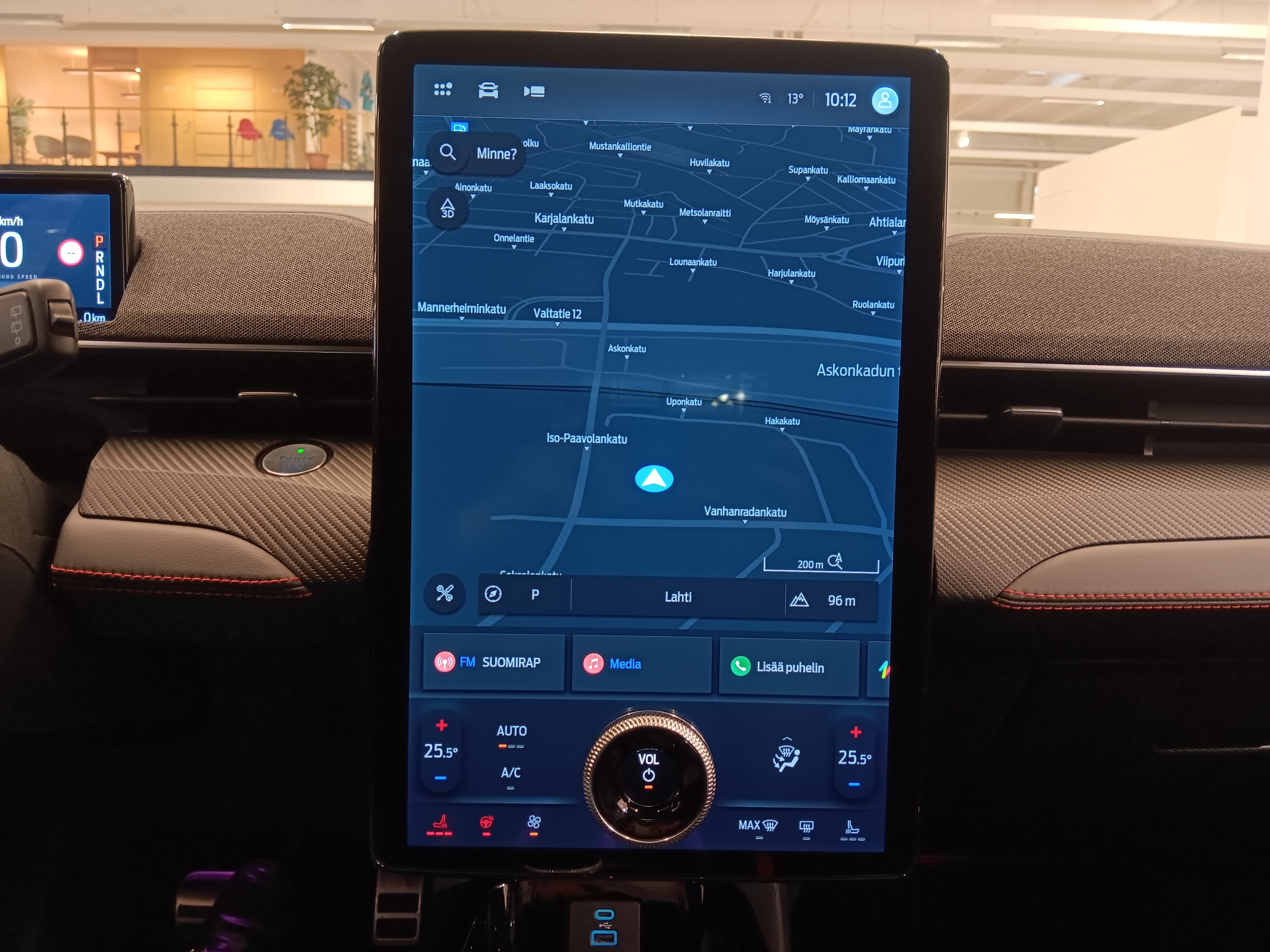 Ford MUSTANG MACH-E 75KWH 269HV A1 AWD 5-OVINEN