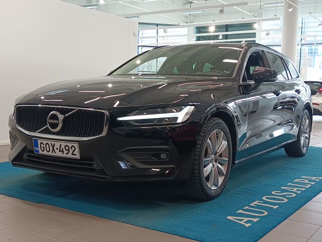 volvo V60 B3 MHEV MOMENTUM EDITION DCT AUT