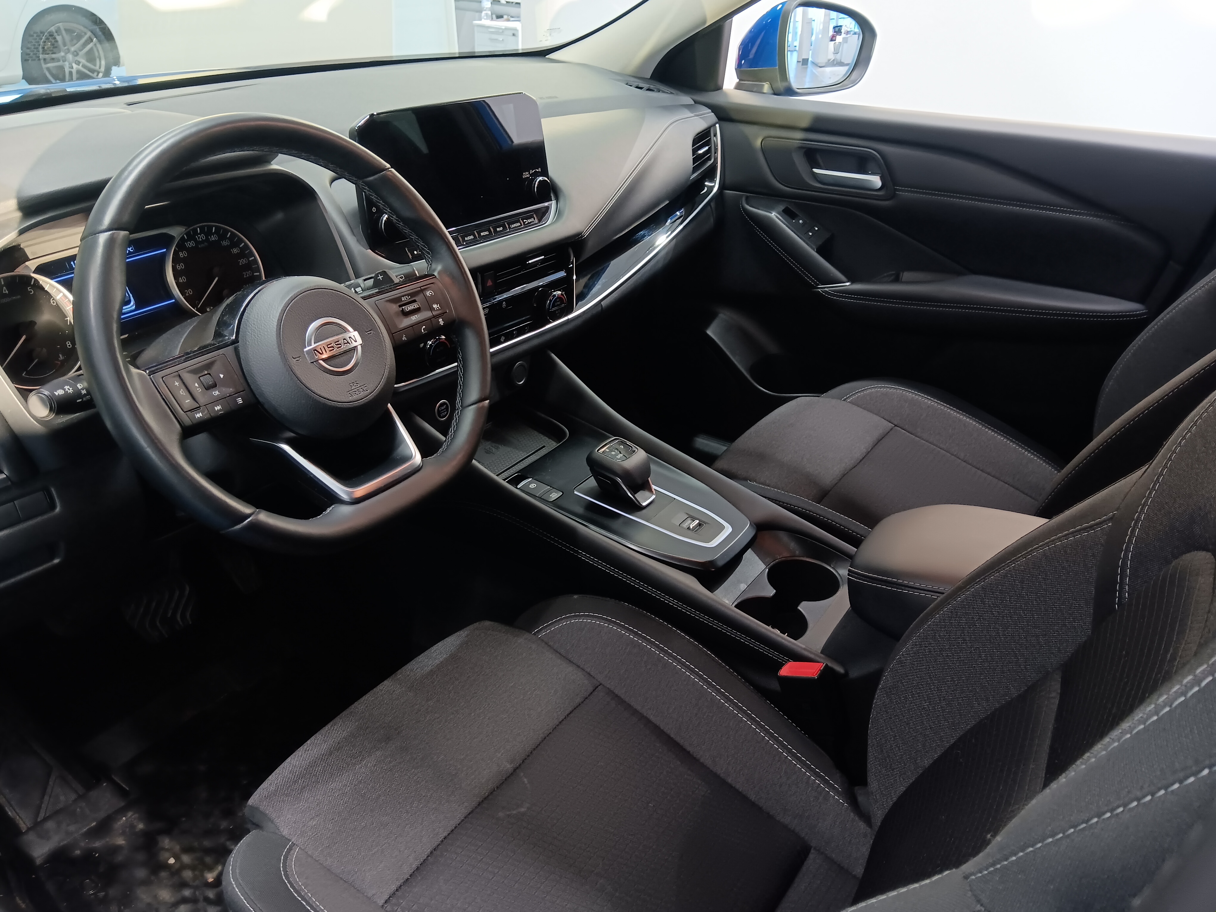 Nissan QASHQAI MHEV 158 XTRONIC 2WD N-CONNECTA 7\" TFT