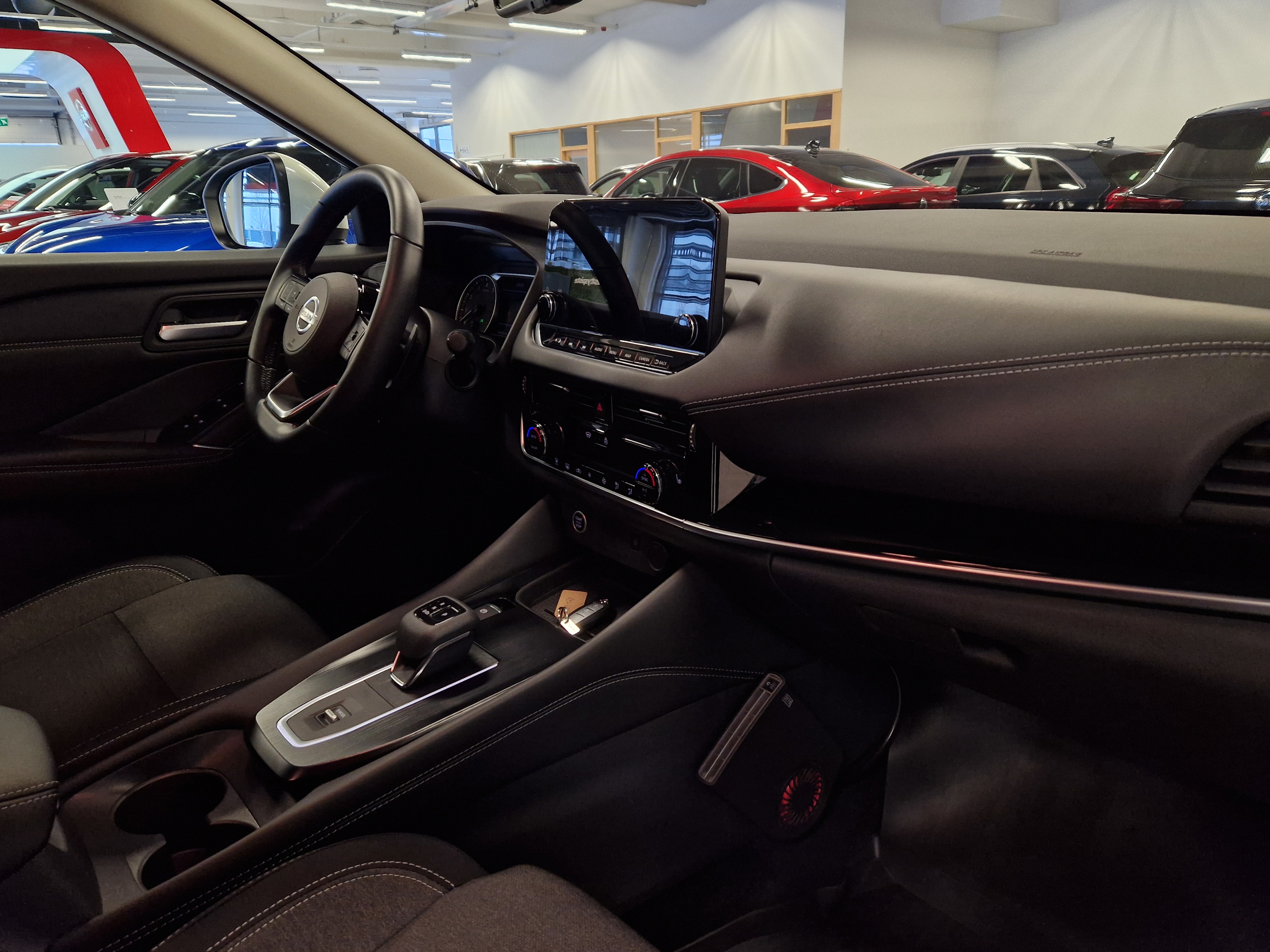 Nissan QASHQAI MHEV 158 XTRONIC 2WD N-CONNECTA 7\\\" TFT