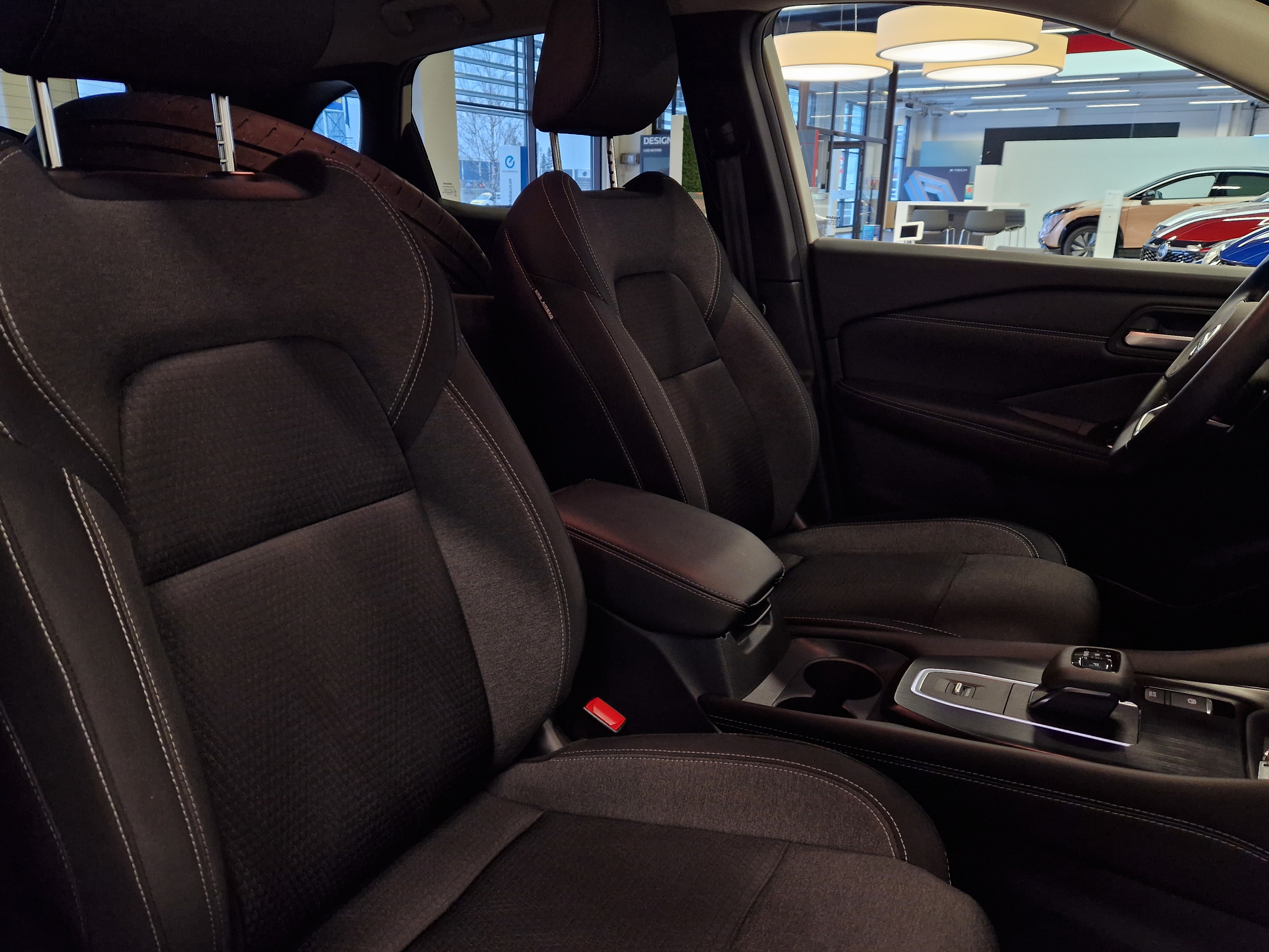 Nissan QASHQAI MHEV 158 XTRONIC 2WD N-CONNECTA 7\\\" TFT