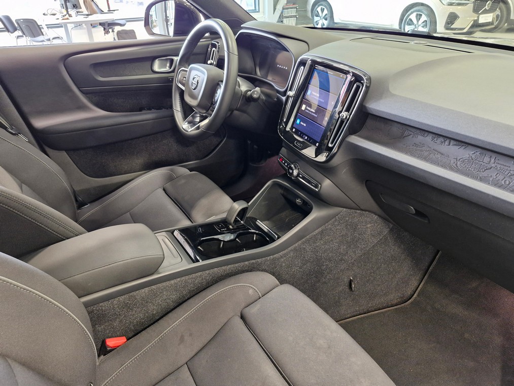 Volvo XC40 RECHARGE TWIN PLUS TAKUU 24KK/40TKM