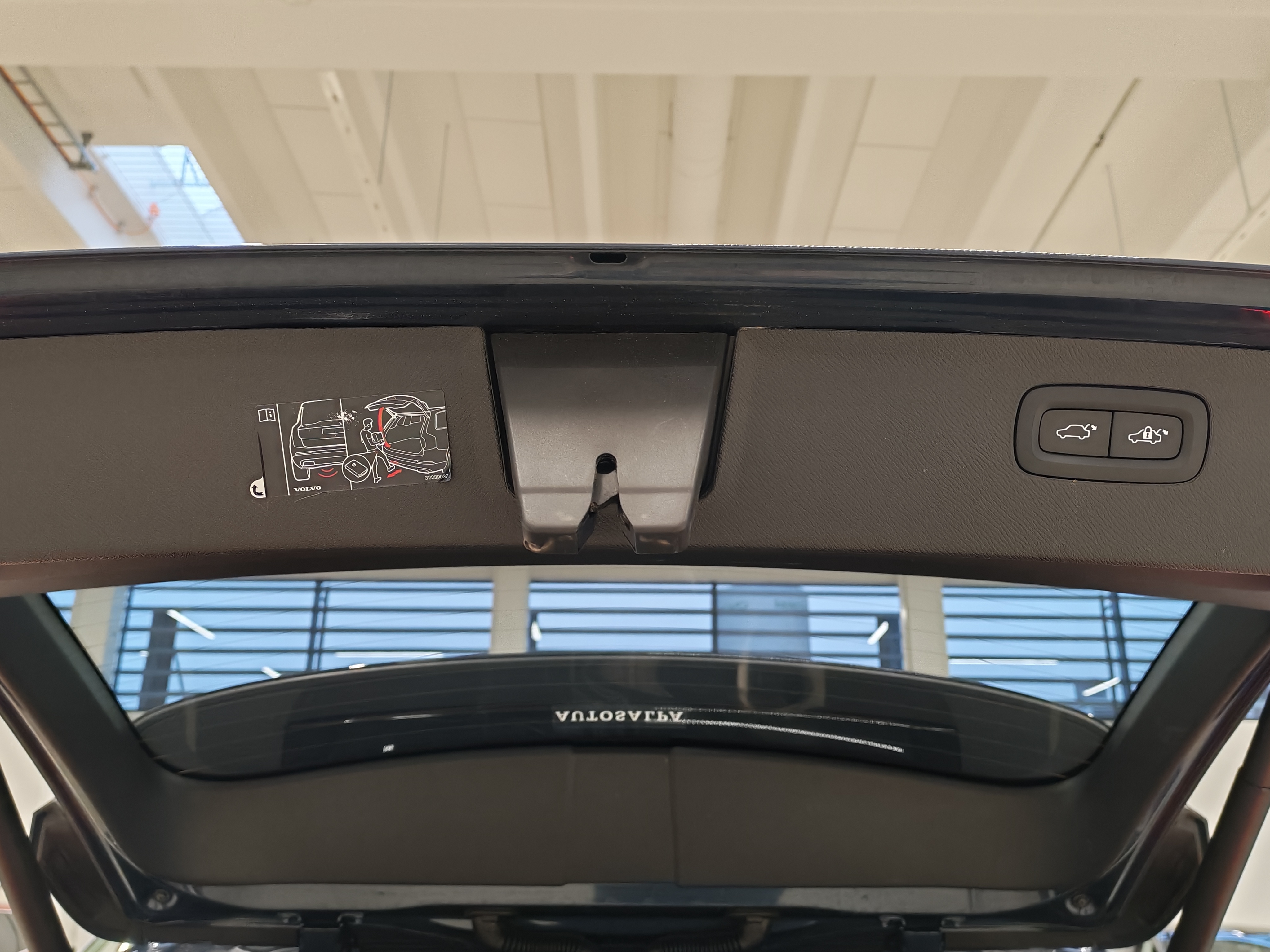 Volvo XC90 T8 AWD LONG RANGE  ULTIMATE DARK TAKUU 24KK/40TKM