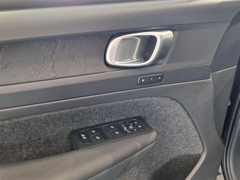 Volvo C40 RECHARGE SINGLE PLUS TAKUU 24KK/40TKM