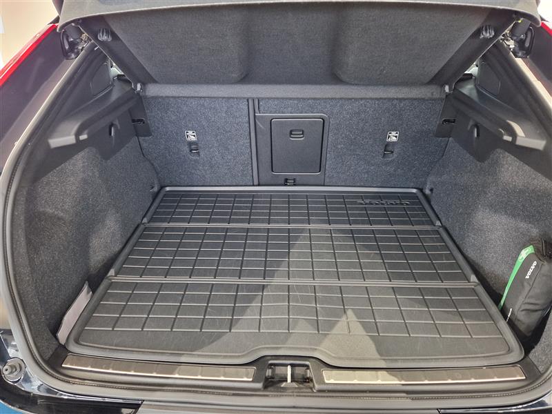 Volvo C40 RECHARGE SINGLE PLUS TAKUU 24KK/40TKM