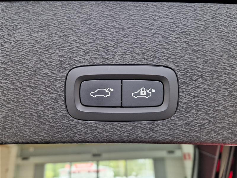 Volvo C40 RECHARGE SINGLE PLUS TAKUU 24KK/40TKM