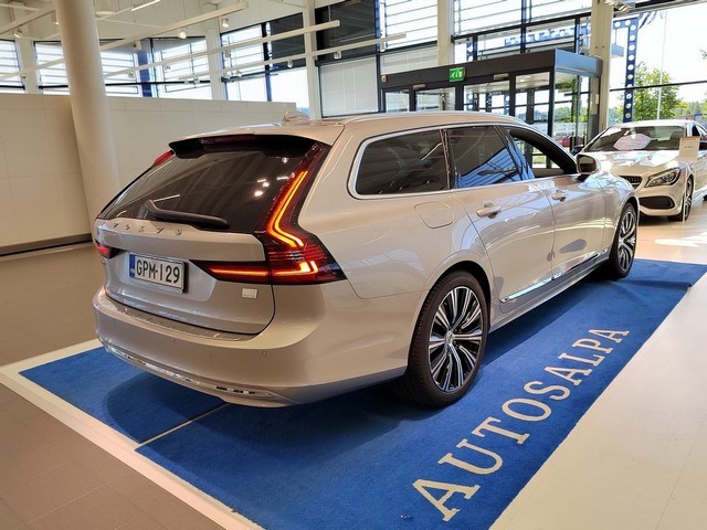 Volvo V90 T8 AWD LONG RANGE PLUS BRIGHT TAKUU 24KK/40TKM