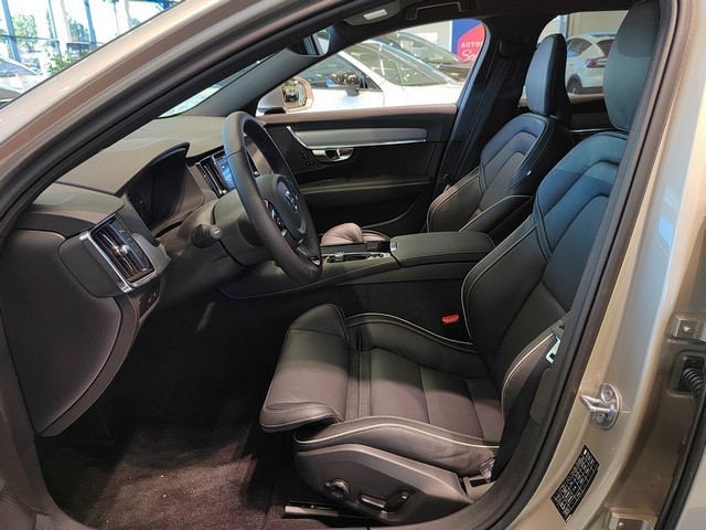 Volvo V90 T8 AWD LONG RANGE PLUS BRIGHT TAKUU 24KK/40TKM
