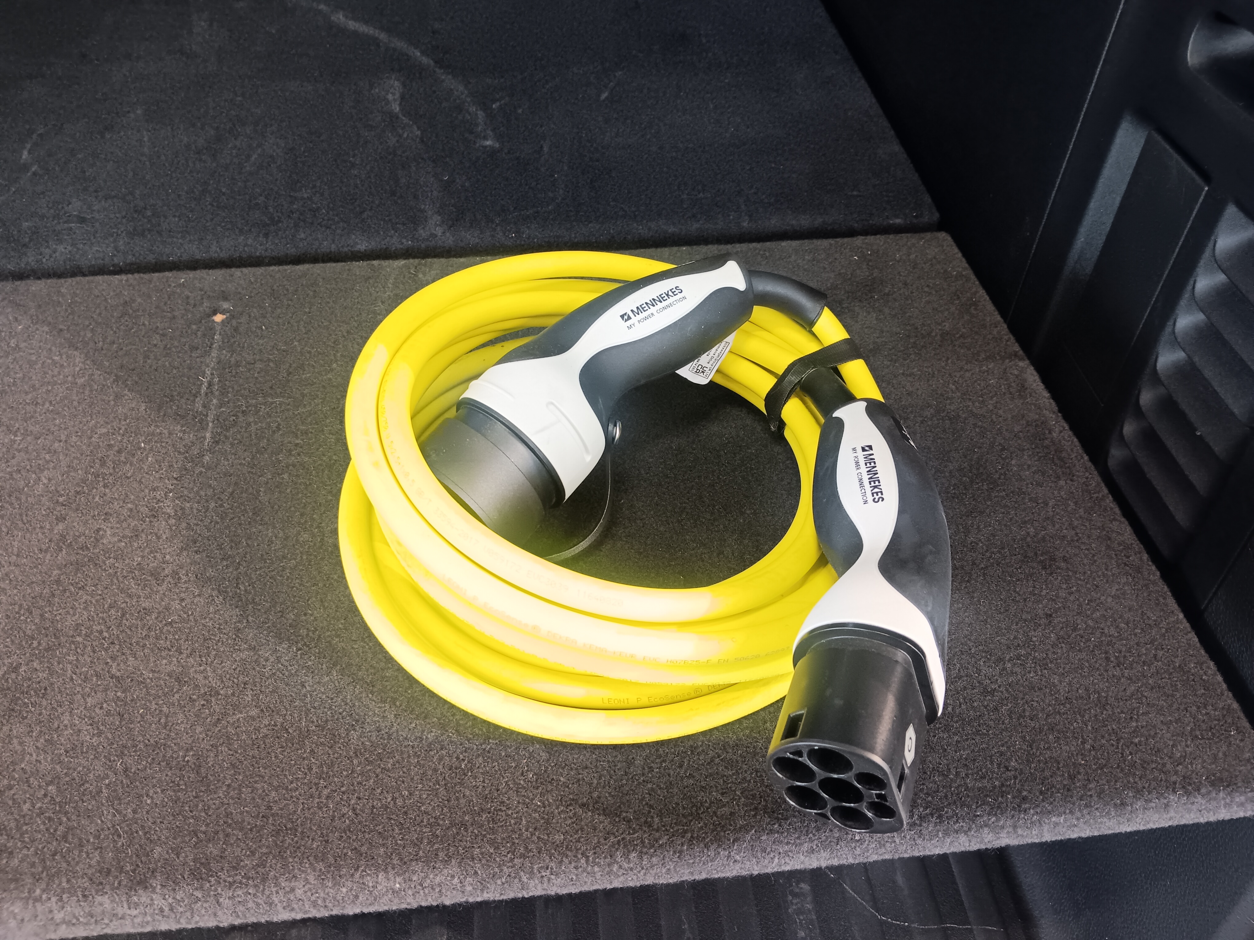 Volkswagen ID. BUZZ 150KW PRO LIMITED EDITION 77 KWH