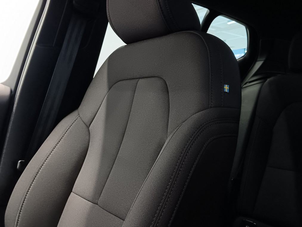 Volvo EX40 TWIN PLUS SELEKT TAKUU