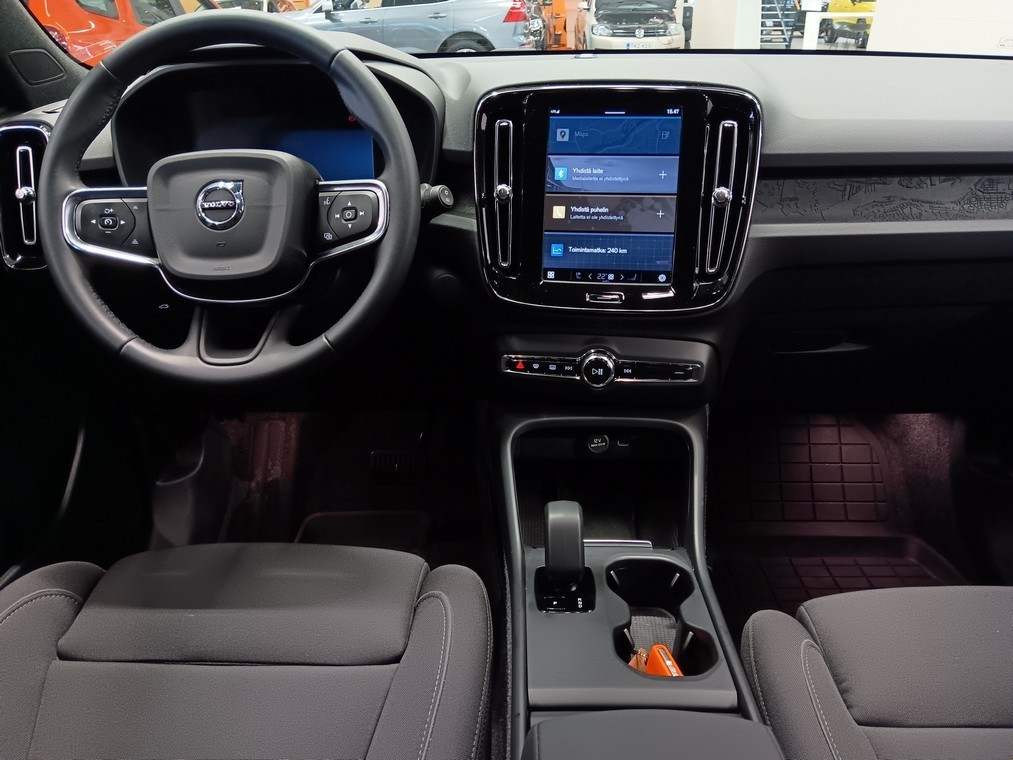 Volvo EX40 TWIN PLUS SELEKT TAKUU